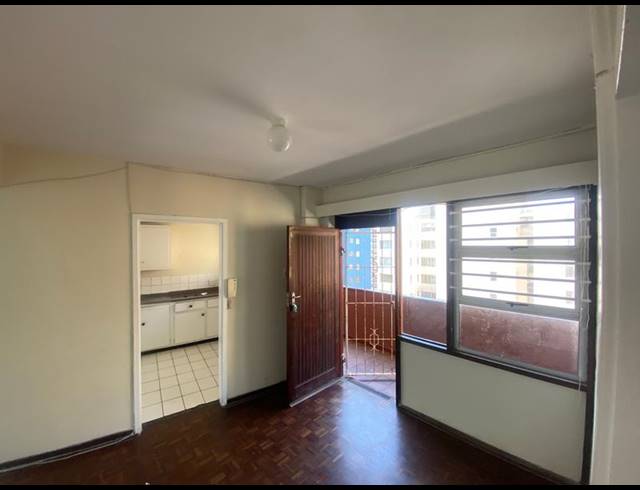 2 BEDROOM PROPERTY TO RENT IN SOUTH BEACH